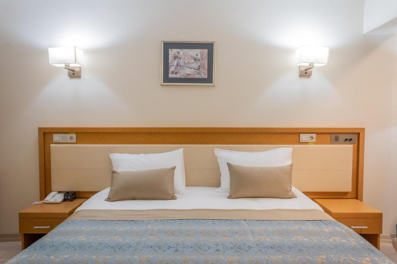 Patalya Lakeside Resort Hotel Golbası Buitenkant foto